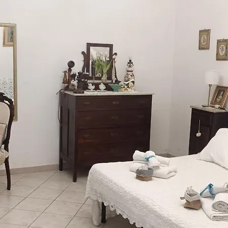 Daire Adelina E Il Bosso